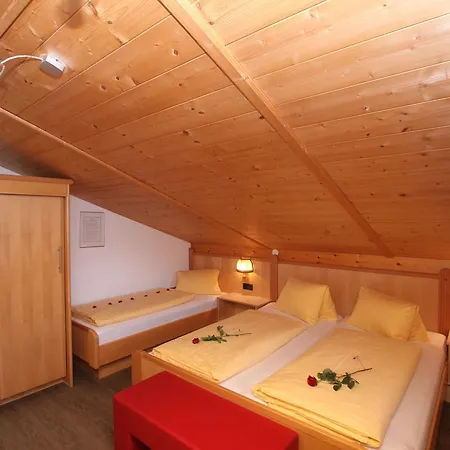 Gæstehus Gaestehaus Alpina St Anton am Arlberg