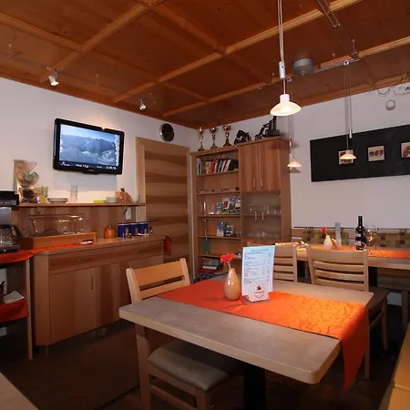 Gæstehus Gaestehaus Alpina 3*
