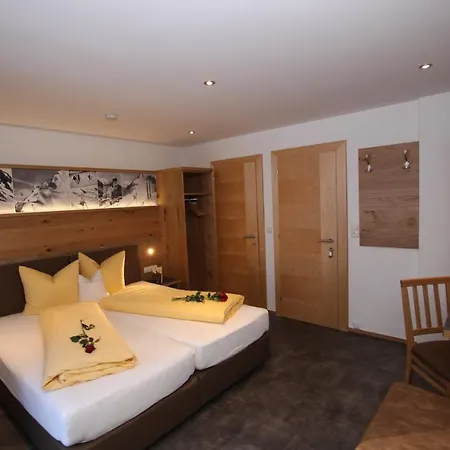 Gaestehaus Alpina St Anton am Arlberg