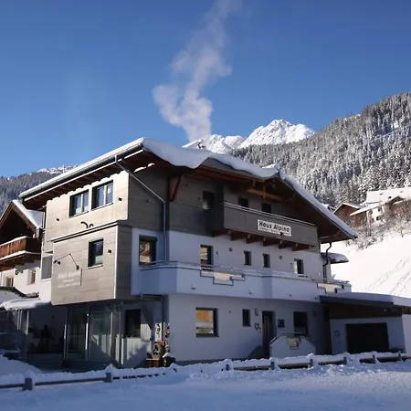 Gaestehaus Alpina 3*